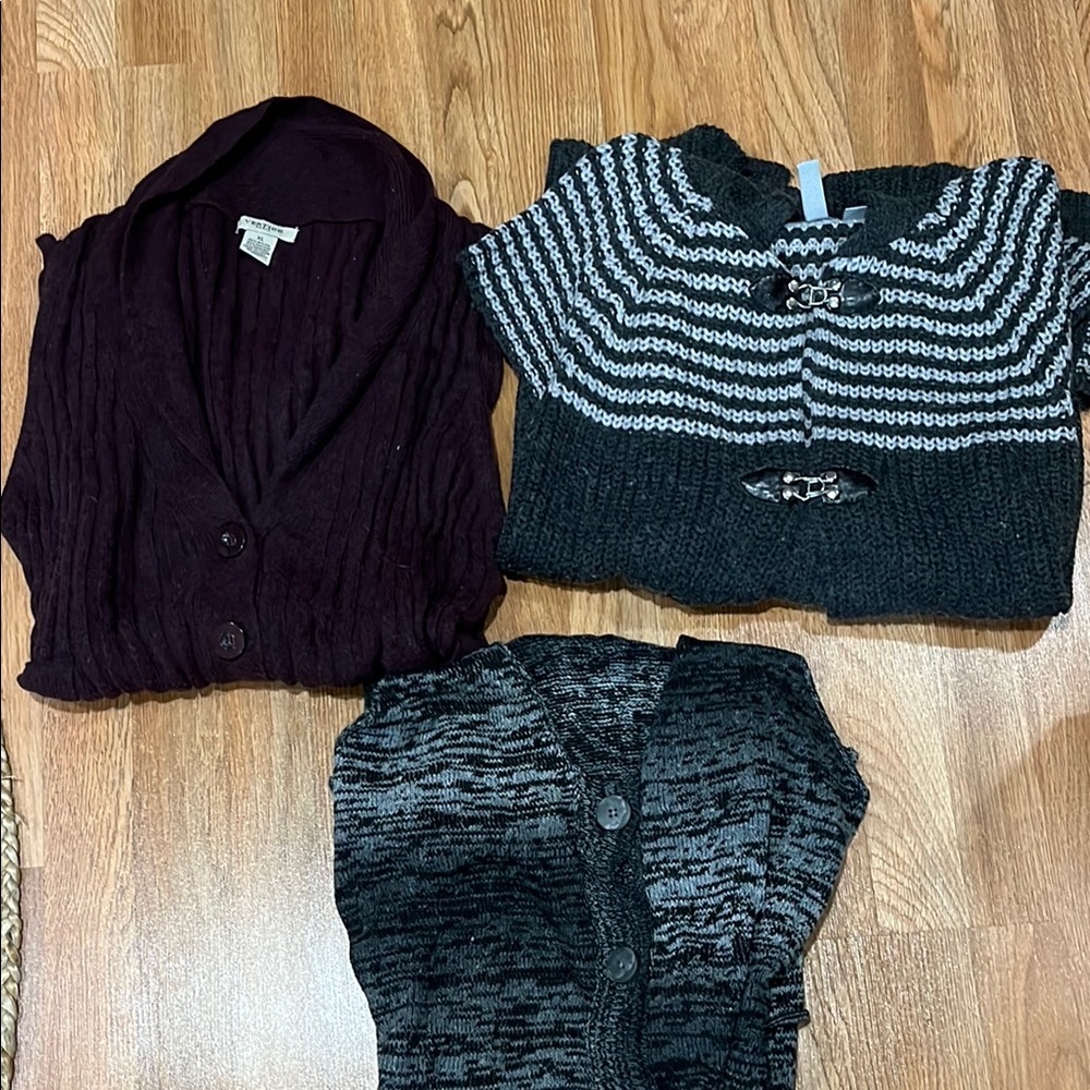 Mudd Black and Gray Shrug Sweater